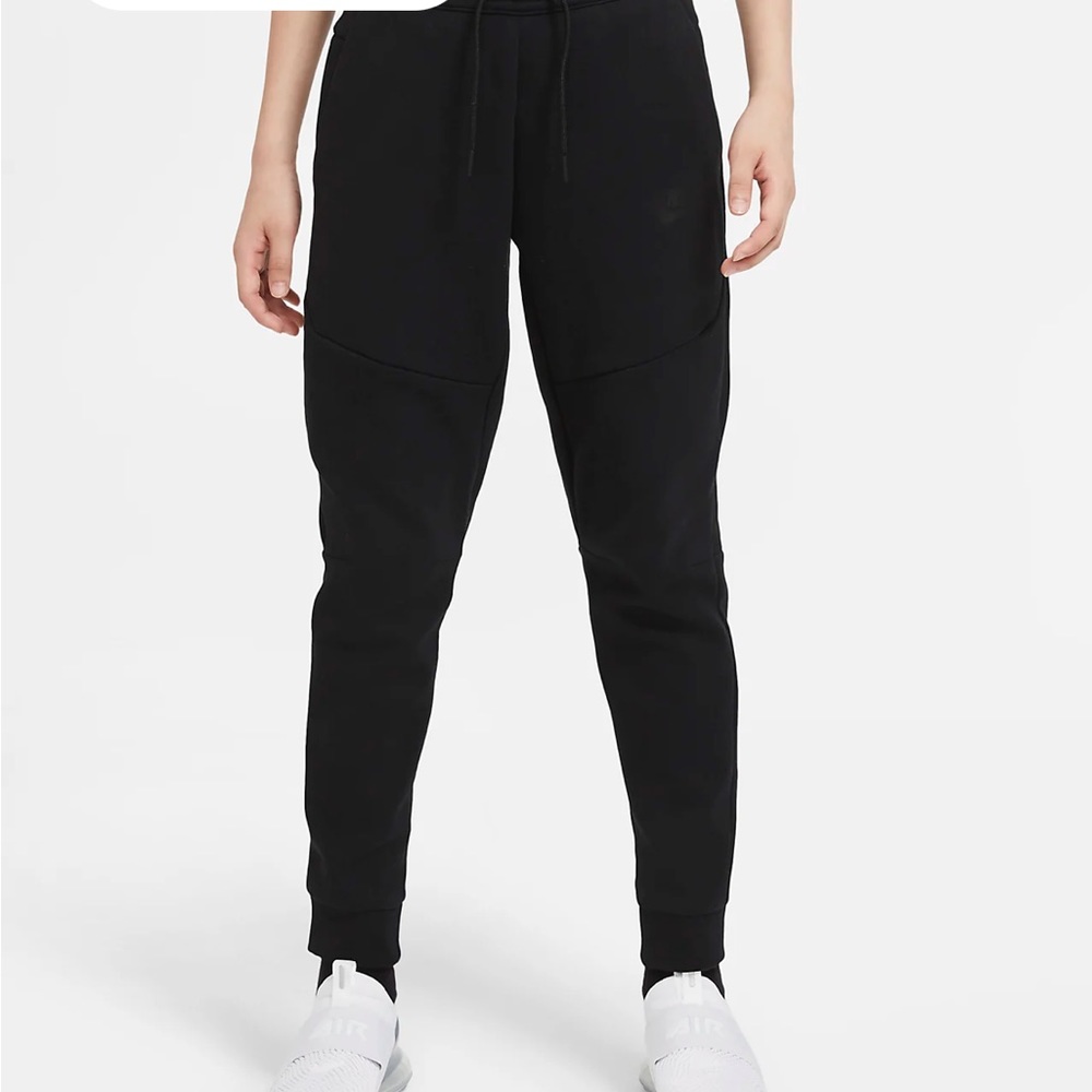 Nike Tech Boys Sweat pants size large